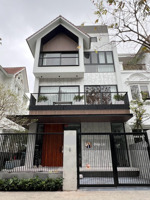 bán bt hoa lan 250m2 đất vuông vắn, đã hoàn thiện, view thẳng almaz, sau nhà sông rộng, giá 70 tỷ