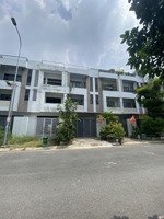 nhà phố kdc lập phúc .dt:5x18m..giá 8.3 tỷ.phước kiển.nhà bè .gần q7.