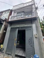 nhà đẹp 4*13m 2/ngắn đường 1a 3pn 2wc pk hẻm 4m oto lh xem nhà