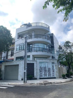 cho thuê biệt thự góc 2mt view công viên ngay khu giải trí trung sơn nam sài gòn