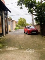 bán nhà hbp cạnh quốc lộ 13, sát bờ sông, nội thất gỗ cao cấp, 3 tầng, 4pn, wc, 115m2 chỉ hơn 7 tỷ