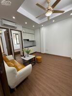 Bán căn hộ chung cư đường Hoàng Ngân, Thanh Xuân, nhà đẹp lô góc, ngõ thông ô tô