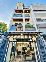 nhà đẹp 5 phòng hẻm xe hơi 6m gần chợ tân sơn phạm văn bạch nhà ga t3 siêu thị emart ngang gần 5m