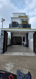 siêu rẻ - nhà p9 tp mỹ tho. dt: 118,5m2. có 3pn 2wc hướng đông. giá: 2,66 tỷ