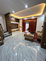 nhà đẹp '' ở ngay '' phố dịch vọng '' cầu giấy. 46m2 * 5 tầng '' full nội thất '' ngõ nông '' gần ô tô