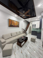 lò đúc - kim ngưu - ngõ nông sát phố - 35m2 - 5 tầng thang máy - chỉ 10.3 tỷ.