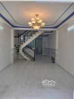 cần bán gấp nhà hậu giang gần chợ vòng xoay phú lâm