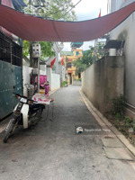 bán 43.8m2 rẻ nhất kiêu kỵ gia lâm , ngõ ngắn vị trí nằm giữa vin 2-3