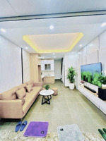 siêu phẩm cầu giấy - 6 tầng thang máy - xây mới đón tết - 45m ra phố hoàng quốc việt - nở hậu