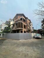 BIỆT THỰ THÔ 2MT Đường Hà Huy Tập - khu Trung Tâm Kiểm Huệ - gần nhà thi đấu Bà Triệu