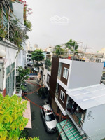 nhà mặt tiền đường gần tân vĩnh trung tâm quận 4