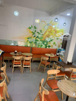 cho thuê nhà mặt phố nguyễn thị định dt 100 m2 x 4 tầng, mt 10 m, đỗ xe được