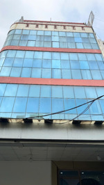 bán tòa nhà chdv ngay metro trường chinh 8x20 5 tầng cho thuê 125tr/tháng chỉ 24,9 tỉ