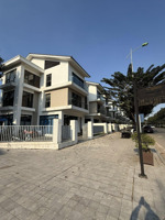 bán nhà đối diện công viên thiên văn học mặt phố chính lê đức thọ - lê quang đạo kéo dài