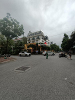 tòa nhà đa năng mặt phố kinh doanh, trục chính kđt văn khê, 6 tầng thang máy,dân trí cao