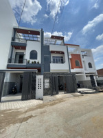 bán nhà 2lầu hoàn công giá rẻ gần cầu hoá an. dt 100m2, 4p ngủ, sân xe hơi 7 chỗ, đường rộng 8m.