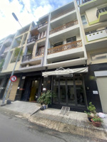 hẻm xe tải lê quang định dtcn 146m2-4 tầng gía 16,9 tỷ phù hợp làm chdv hẻm thông ra nguyễn văn đậu