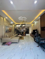 giá tốt nhất thủ đức chính chủ căn hoàng diệu giá 4tỷ5 khu thời trang dân trí cao thanh khoản tốt