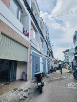 nhà 3 tầng mới hc - 55m2(4.5x12) - 3pn-3wc - hẻm oto thông - tl43- bình chiểu- 5.2 tỷ tl- full nt.