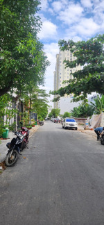 bán nhà phan huy ích ,5*13 ,5 tầng ,hẻm 6m ,thiết kế hiện đại ,hàng xóm emart ,nhỉnh 8 tỷ