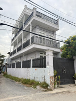 căn góc 2 mặt tiền 3 lầu mt kênh sát cầu sắt vườn lài - tiện kd.dt. 5m x 19.8m - tiện kinh doanh