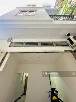 bán gấp nhà riêng tại đường láng, đống đa, hà nội, 11,8 tỷ, 58m2, cho thuê 45 50tr/tháng, cực hiếm