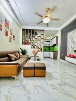 Bán Nhà Ngõ 12 Việt Hưng, Long Biên 33m2, 5T giá 6,5 tỷ (ô tô cách nhà 25m)