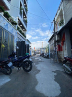 nhà tl27, phường thạnh lộc mới ở ngay, 62m2 đất dts 218m, ngay chợ cầu đồng