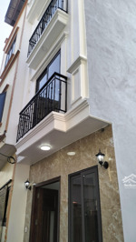 trung tâm trạm trôi sát ql32 46m2 5 tầng nhỉnh 5 tỷ, nhà mới tinh, xây chắc chắn, không qh