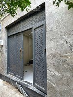 cần bán căn hộ dv mới xây lê văn thịnh,10 phòng dòng tiền 30tr/tháng