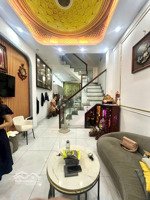 nguyễn thái sơn,p5 .nhà 1 trệt 2 lầu sân thượng,4pn,4wc,phòng khách bếp,phòng thờ(dt4mx12m)giá 5ty8