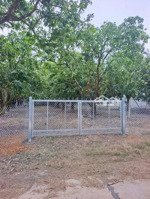 bán 1001m2 có 135m2 thổ cư,sổ sẵn tặng nhà cấp 4 giá chỉ 1,3 tỷ bao sổ