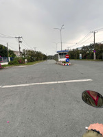 cuối năm thanh khoản, chính chủ bán đất ngang 7m, sổ hồng riêng, giá tốt 3tỷ, kdc đầy đủ tiện ích