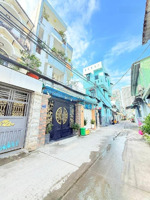 bán nhà huỳnh tấn phát ,phú thuận q7. giá 9 tỷ 4m x 15m . dt 61m2 gần nguyễn thị thập.phú mỹ hưng