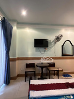 cho thuê phòng nghỉ chuẩn khách sạn mặt tiền đường 30/4