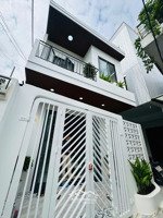 3,2 tỷ nhà trung tâm ung văn khiêm đối diện vib & rạp beta vị trí hiếm