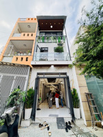 bán nhà mặt tiền 527 nguyễn văn khối 9tỷ9 thương lượng trệt 2 lầu