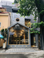 cho thuê nhà mặt phố linh lang, ba đình : 200mx3t+hầm,mt10m: làm nhà hàng, bar, ngân hàng, cafe..