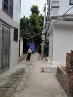 bán đất biên giang 64.8m2 sẵn nhà cấp 4 vị trí đẹp gần đường ô tô đường rộng ngõ đẹp