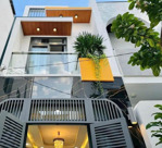 chính chủ bán 4tỷ990 nhà 38m2 đường nguyễn xí, p11, bình thạnh.ra phạm văn đồng chỉ 4phút, sổ riêng