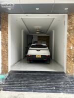 BÁN NHÀ TỰU LIỆT, 32M2 X 6 TẦNG THANG MÁY FULL NỘI THẤT, Ô TÔ VÀO NHÀ, SỔ VUÔNG NỞ HẬU