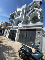 nhà đẹp, mới, long bình sát bên vinhomes grandpart ngang 4,5m, 5,6 tỷ