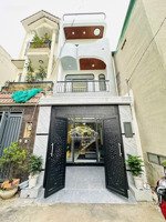 [2 tỷ 460] nhà đường số 13, thủ đức. gần vincom. dt 72m2. sổ riêng. lh quân