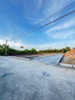 mặt đường cao nhân rộng 6m, thông các ngả