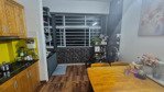 chính chủ bán căn hộ 60m2 vào ở ngay. đã có sổ hồng chính chủ