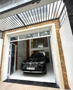 nhà hxh- thang máy- trệt lửng 2 lầu - 4pn - phường 6 - gò vấp