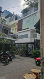 hh 1% nhờ ace mg nhà cmt8 quận 3 6x4m 1 lầu