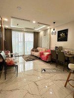 giá tốt dọn vào ở ngay, ch phú đạt q. bình thạnh giá 2 tỷ 240 dt 69m2, 2pn 2nvs, tầng trung - shr