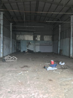 chơ thuê kho xưởng mặt tiền dg võ văn vân,vĩnh lộc b , bình chánh diện tích: 10 x 32 320m2 giá 25tr