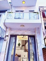 bán nhà hoàng diệu quận 4 - nhà mới ở liền - 24m2 - 2 tỷ nhỉnh